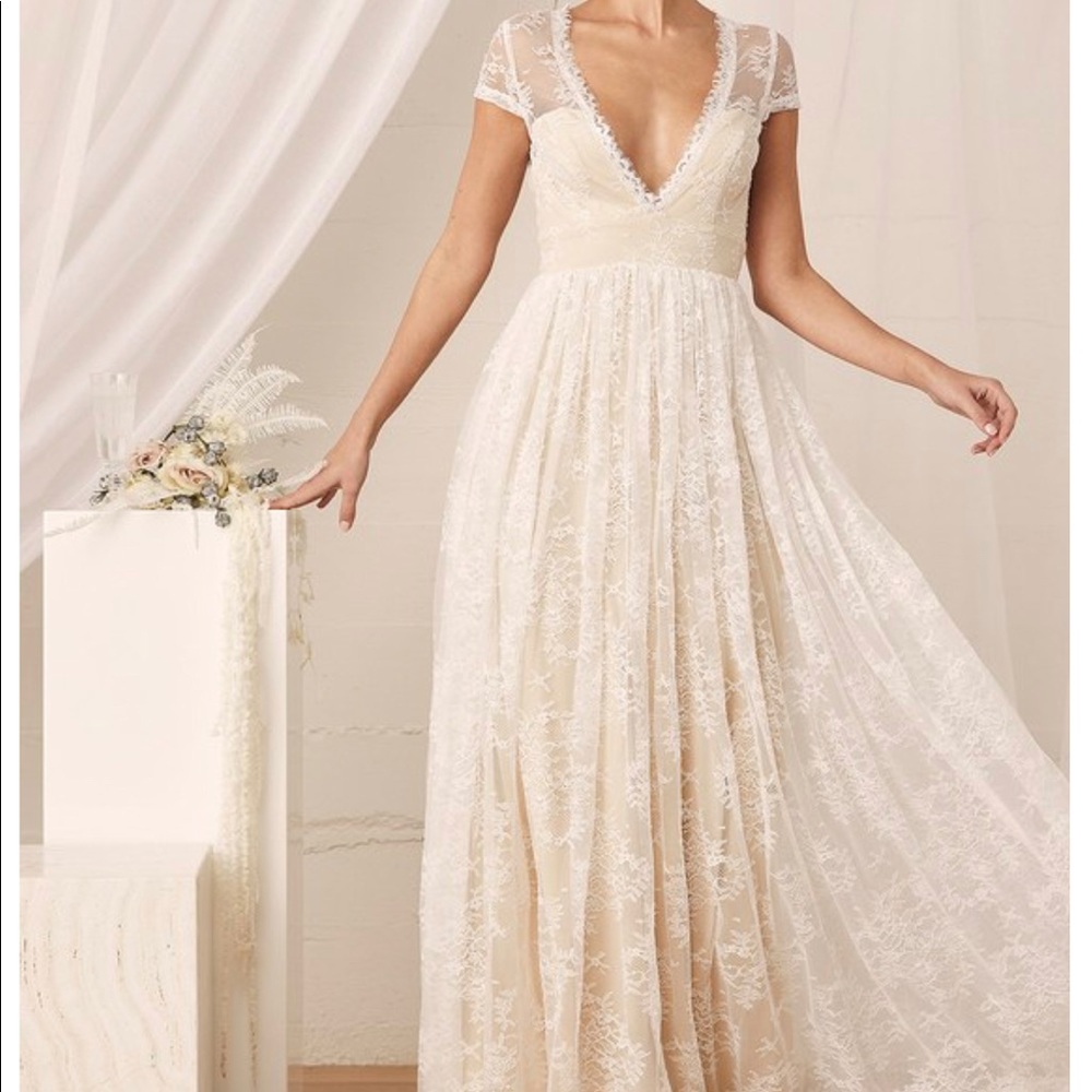 Lulus Life of Love White Floral Lace Short Sleeves Maxi Dress